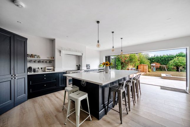Little Orchard,, Forest Road, East Horsley photo 4