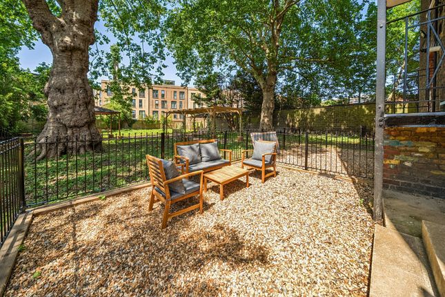 Flat 2, Dover House, 17, Cormont Road, London photo 4