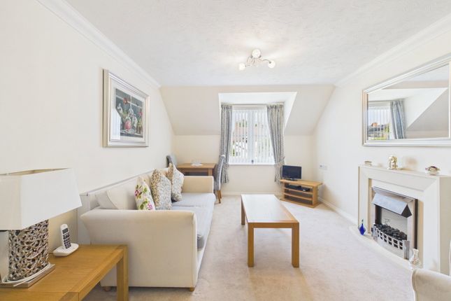 Beecham Lodge,Apartment 35, Somerford Road, Cirencester photo 3