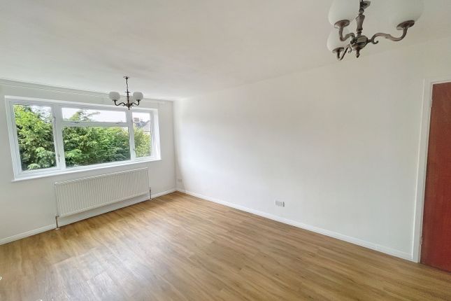 27, Rushmore Close, Bromley photo 2