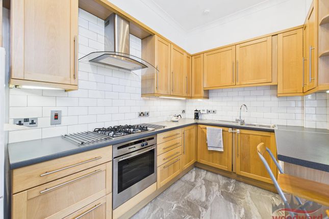 11 Glasfryn Court, Brickfields, Harrow on the Hill photo 2
