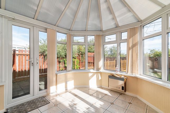 27, Covert Close, Nottinghamshire photo 4