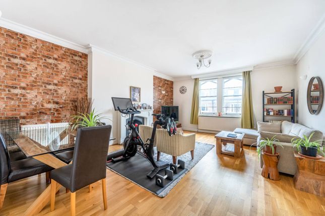 Flat for sale in Holland Road, Holland Park, London