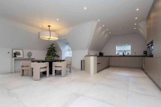 Dining And Kitchen