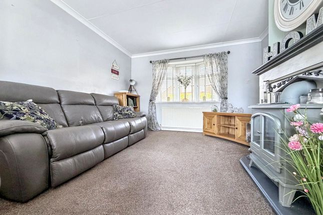 6, Stoneleigh Close, Houghton Le Spring photo 2