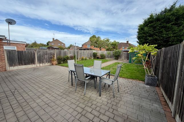 24, Rea Avenue, Rednal photo 5