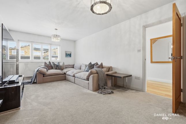 158, Great Berry Lane, Basildon photo 4
