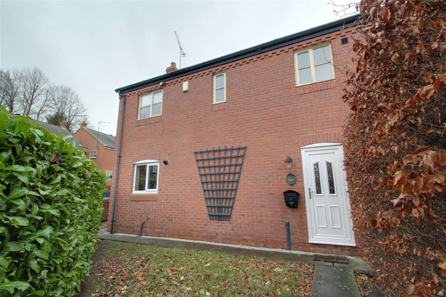 Town house for sale in Kings Mews, Eckington, Sheffield