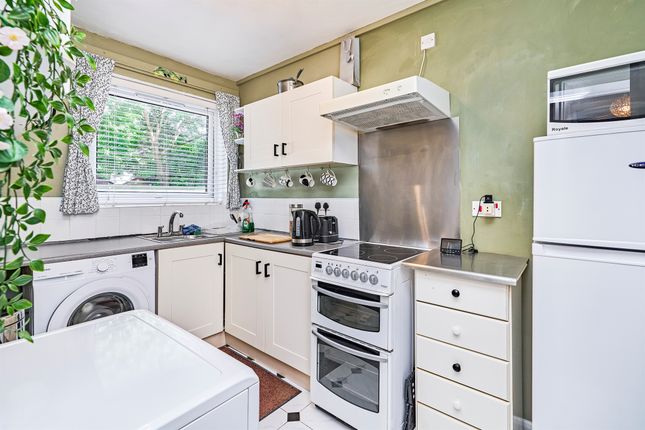 Flat 25, Malcolm Court, Lower Vauxhall, Wolverhampton photo 4