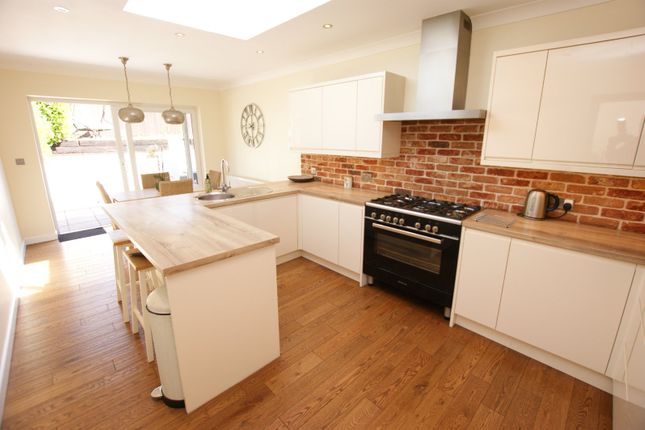 84, Hillside Road, Wimborne photo 2