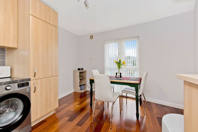 Flat for sale in Vasart Court, Perth