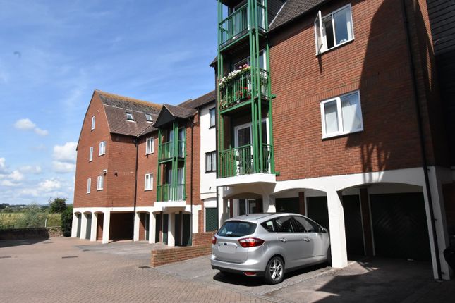 Flats for Sale in Marina Court, Tewkesbury GL20 - Marina Court