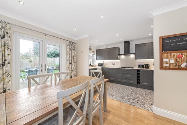 8, Montgomerie Mews, London photo 4