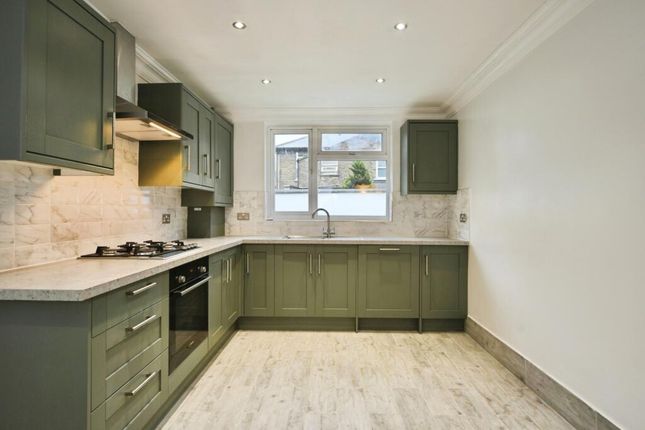 96, Maynard Road, London photo 4