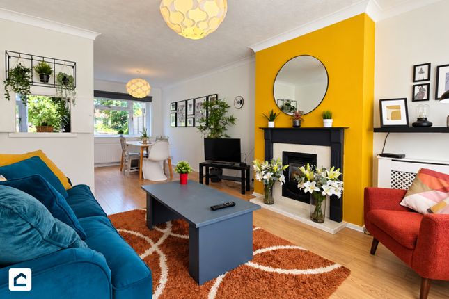 3, Woodcrest Walk, Reigate photo 2