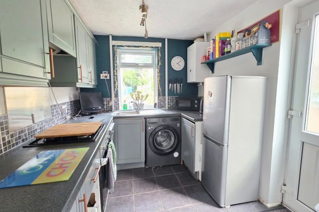 31, Staplehurst Road, Reigate photo 3