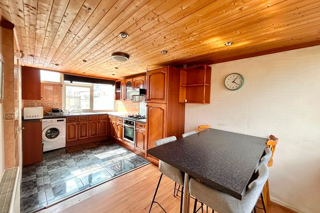 6, Woodway Walk, Coventry photo 5