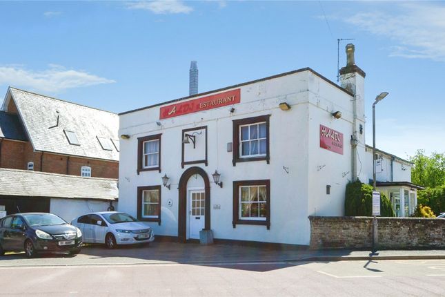 Studio house on 80, Marsworth Road, Bedfordshire, £850,000