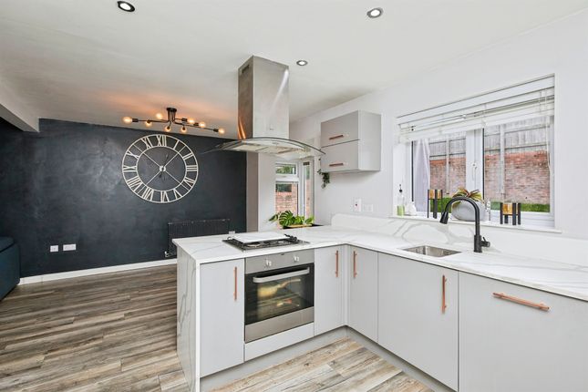 17, Nightingale Grove, Alfreton photo 4