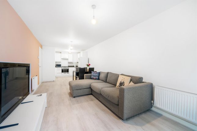 Thumbnail Flat for sale in Worcester Close, Anerley