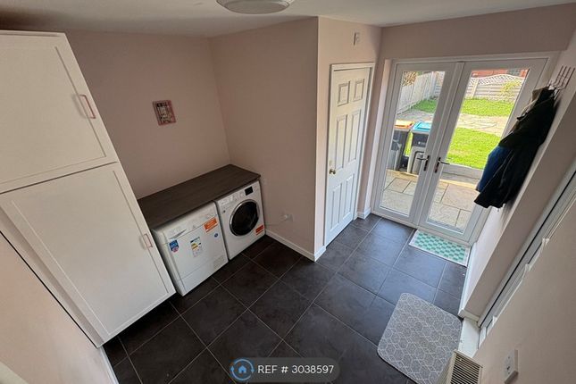 Weston Grove, Upton, Chester photo 5