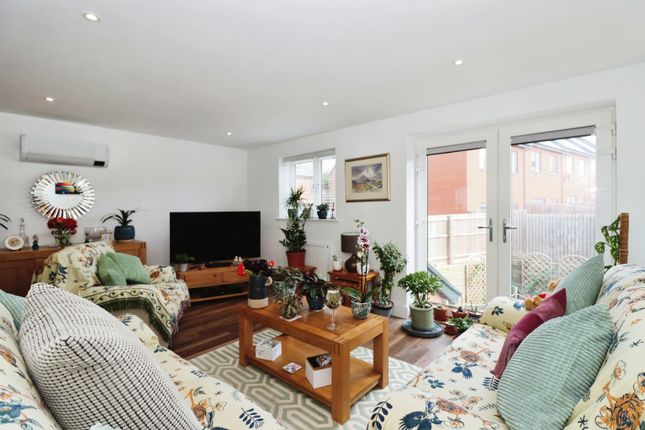Town house for sale in Aspen Drive, Bristol, Gloucestershire