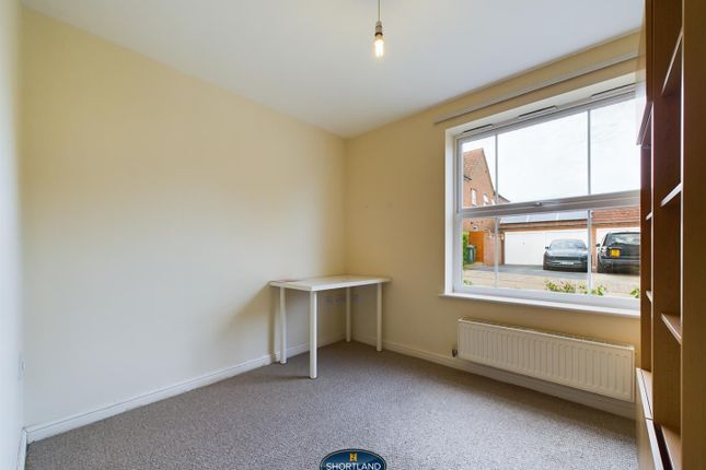 Detached house to rent in Sixpence Close, Westwood Heath, Coventry