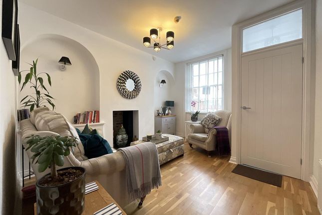 14 St. Sepulchre Street, Scarborough photo 3