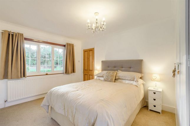 Detached house for sale in Broughton Lane Leire, Lutterworth, Leicestershire