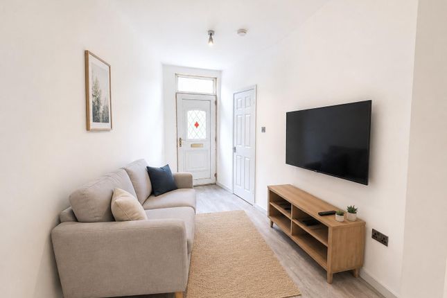 12, Centre Street, South Elmsall photo 5