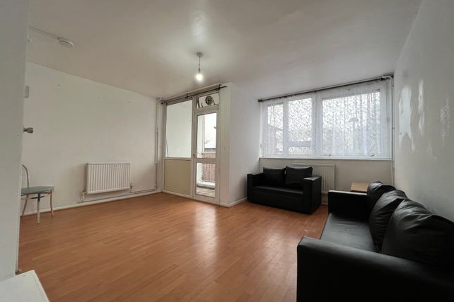 Room to rent in Burslem Street, Shadwell