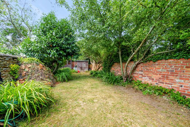 Cottage for sale in High Street, Great Gonerby, Grantham, Lincolnshire