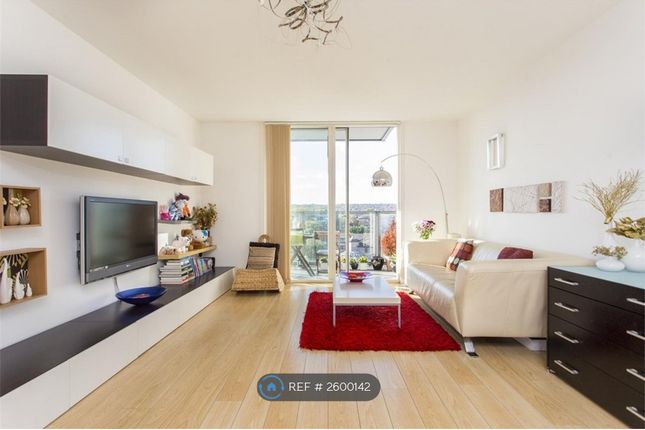 Unfurnished Living Room