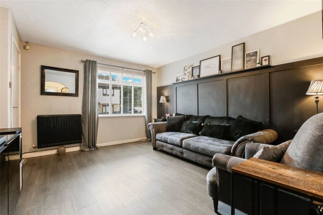 16, Inglewood Crescent, Renfrewshire photo 3