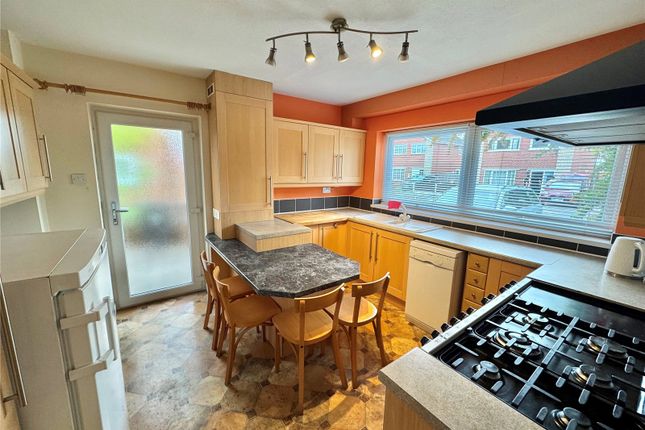 10, Merton Avenue, Preston photo 2