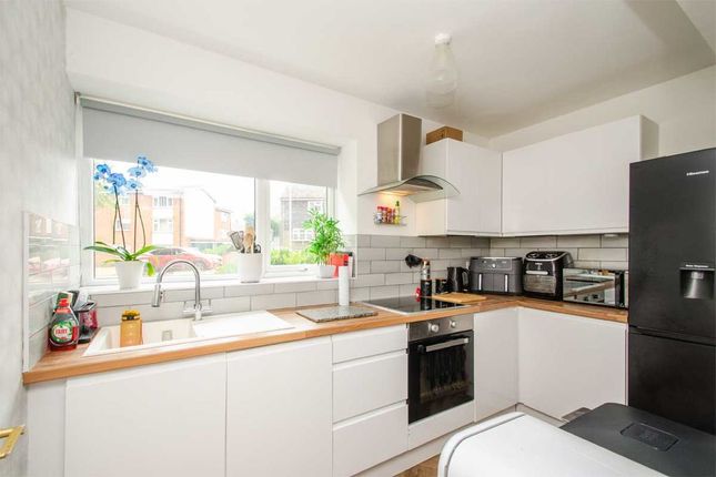 4 Whittington House, Hobs Road, Lichfield photo 2