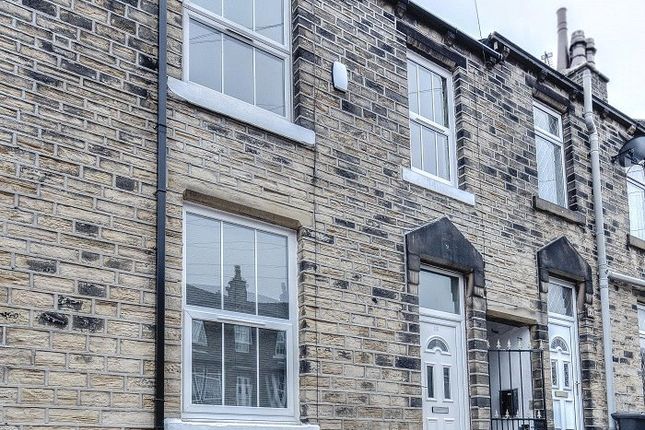 15 Lister Street, Huddersfield photo 2