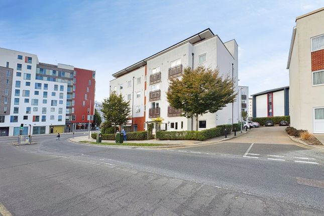 2-bed flat on Pownall Road, Suffolk, £70,000