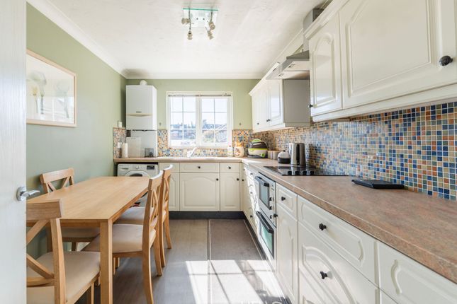 17 Victoria Way, Norwich photo 2