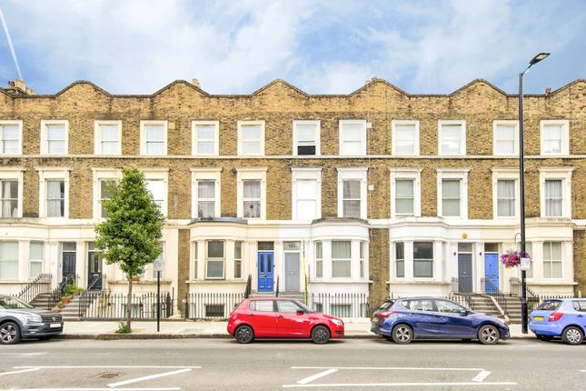 Flat to rent in Kilburn Park Road, Kilburn, London