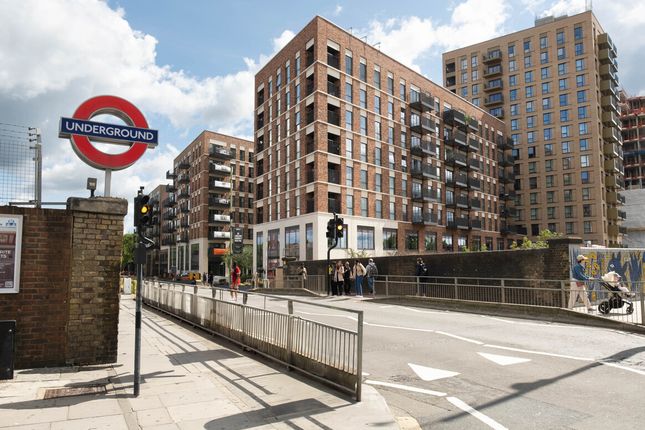 Flat for sale in Diascia House, Colindale Avenue, Colindale