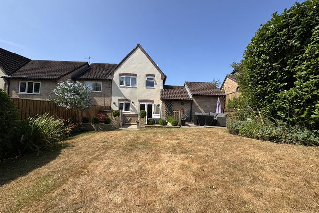 11, Larch Drive, Plymouth photo 4