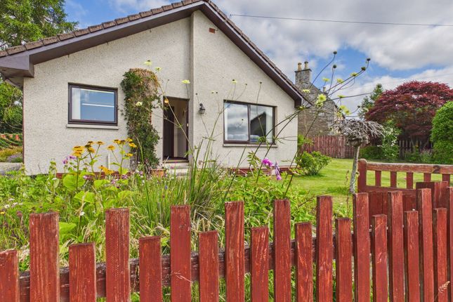 2 Willowbrae, Hill Street, Alness photo 3