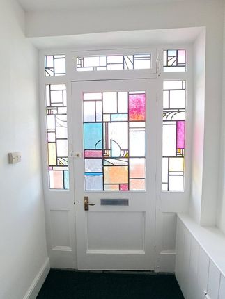 Flat 2, 74, Berrow Road, Somerset photo 4