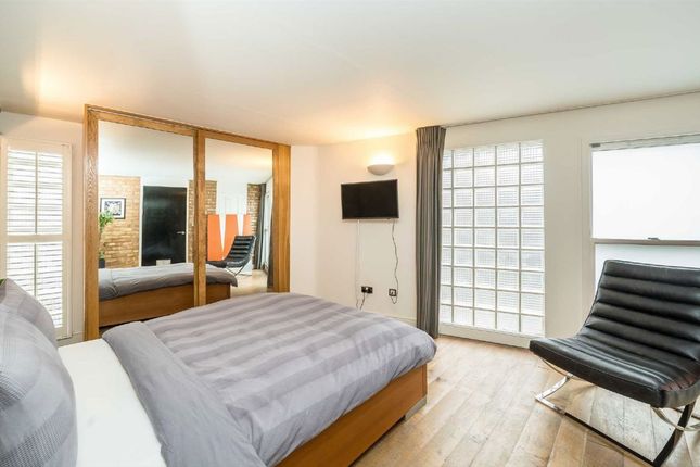2, Grasmere Road, London photo 4
