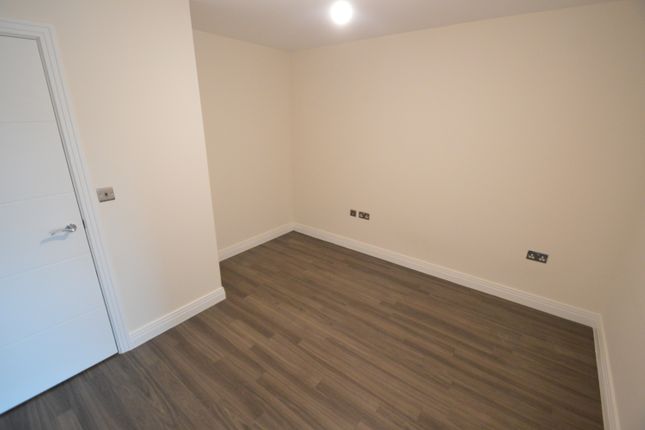 41 Empire House, Bessemer Road, Welwyn Garden City photo 5
