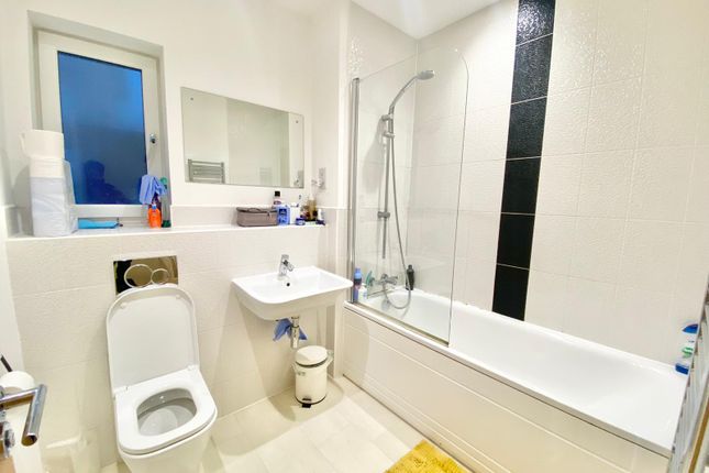 66, Rickman Drive, Birmingham photo 2