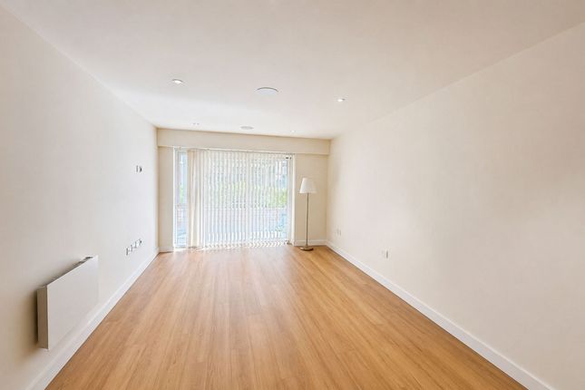 Flat 7, Carleton House, London photo 2