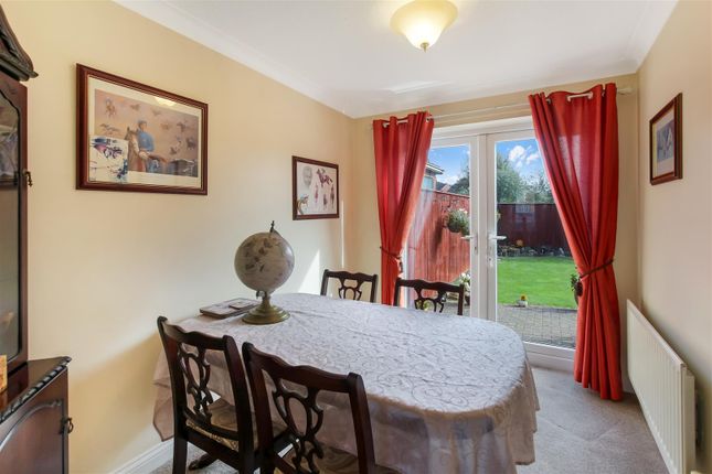 40, Greensfield Close, Darlington photo 4