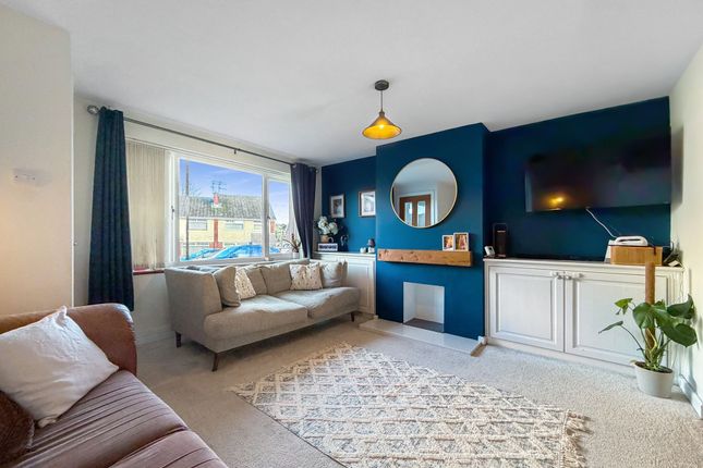 28 St. Ilans Way, Caerphilly photo 4